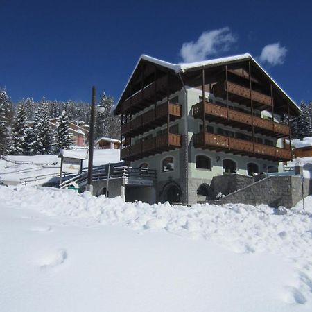 Rta Torre Del Brenta Aparthotel Madonna di Campiglio Ngoại thất bức ảnh