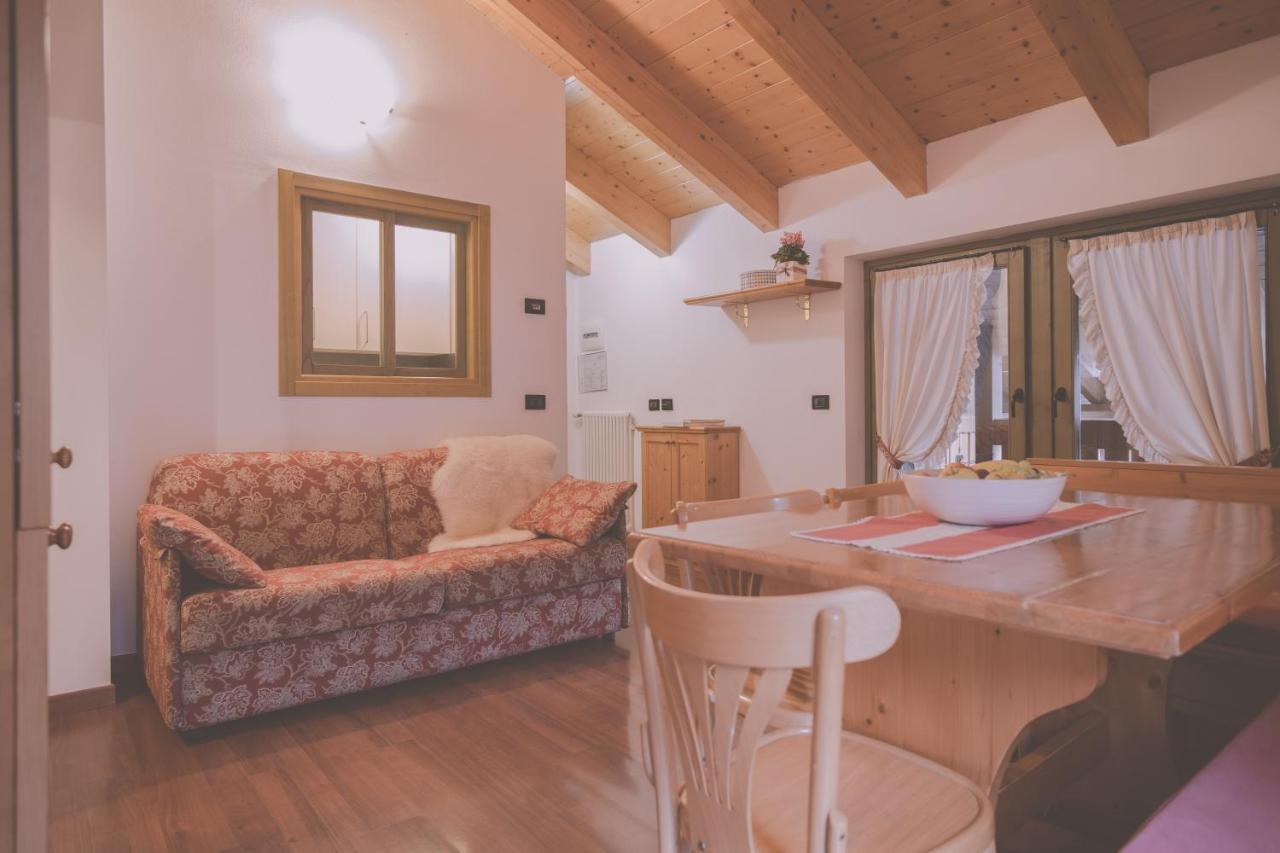 Rta Torre Del Brenta Aparthotel Madonna di Campiglio Ngoại thất bức ảnh